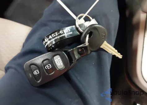 2019 Hyundai Elantra Se from USA, damaged, VIN 5NPD74LF2KH450128